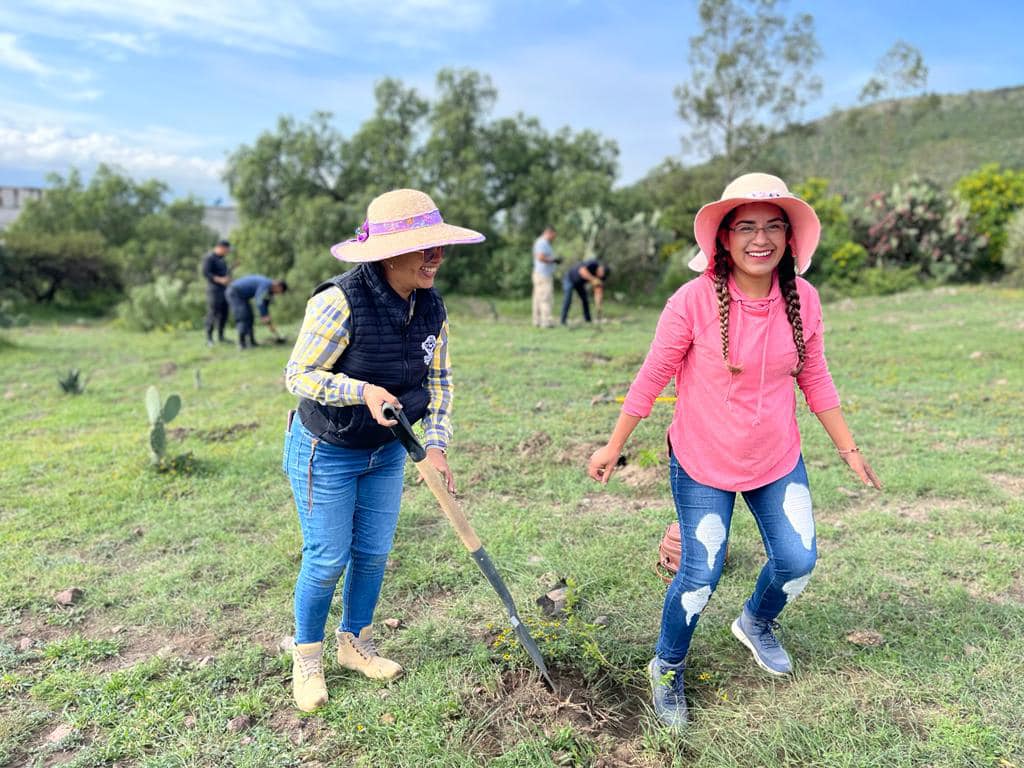 1691267290 679 Jornada de reforestacion en la Sierra Patlachique