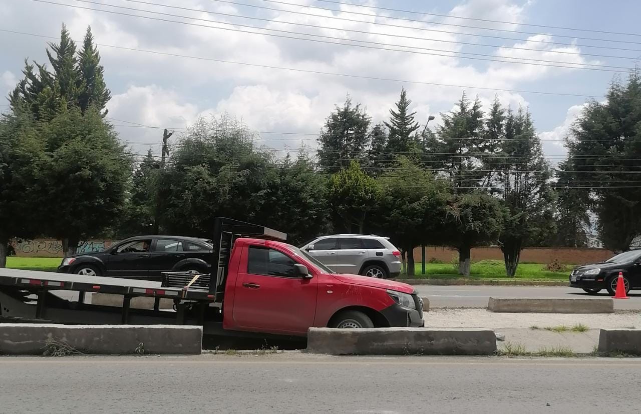 1691268340 252 Toma precauciones Accidente en la carretera Tenango Toluca direccion Metepec