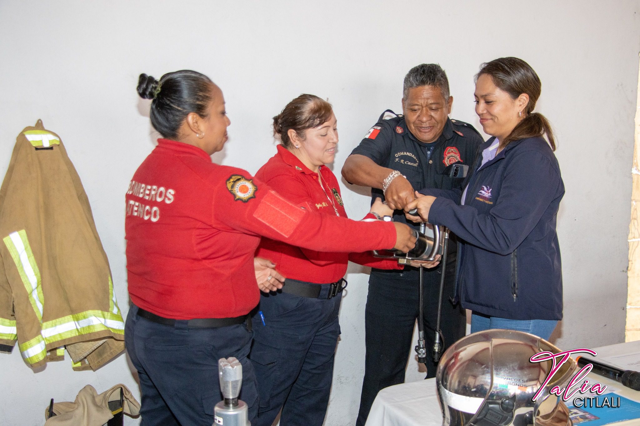 1691277320 635 Entrega de Equipo Hidraulico de Rescate