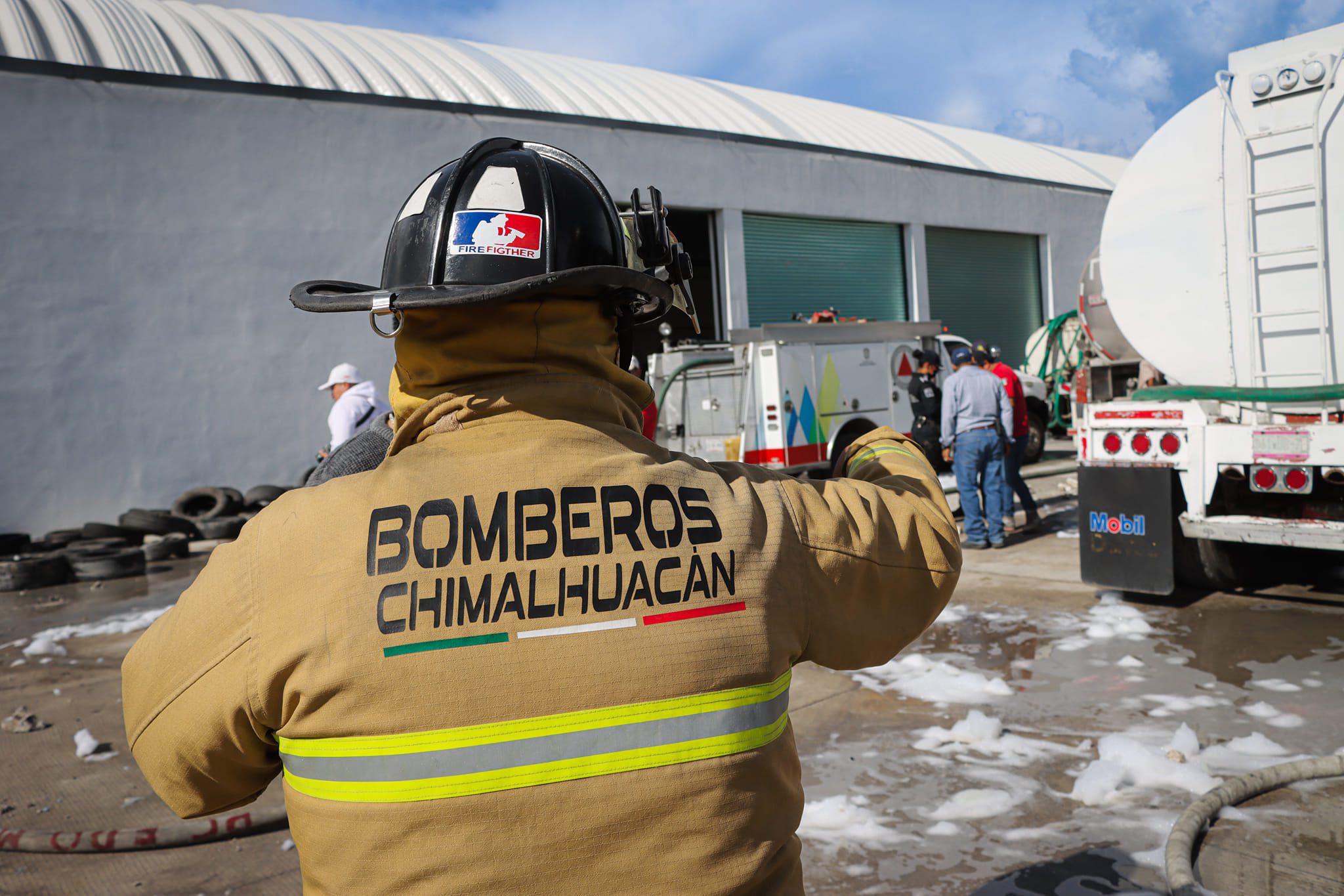 1691413393 618 INCENDIO CONTROLADO EN LA FABRICA DE QUIMICOS DEL MUNICIPIO DE