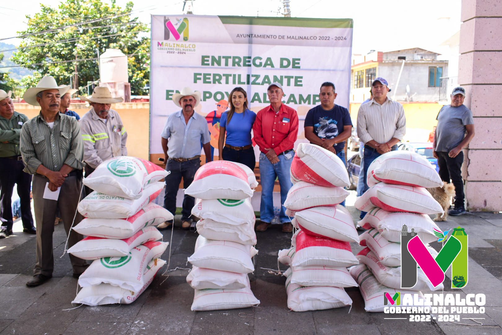 1691597853 515 Seguimos entregando fertilizantes a las y los campesinos de nuestro