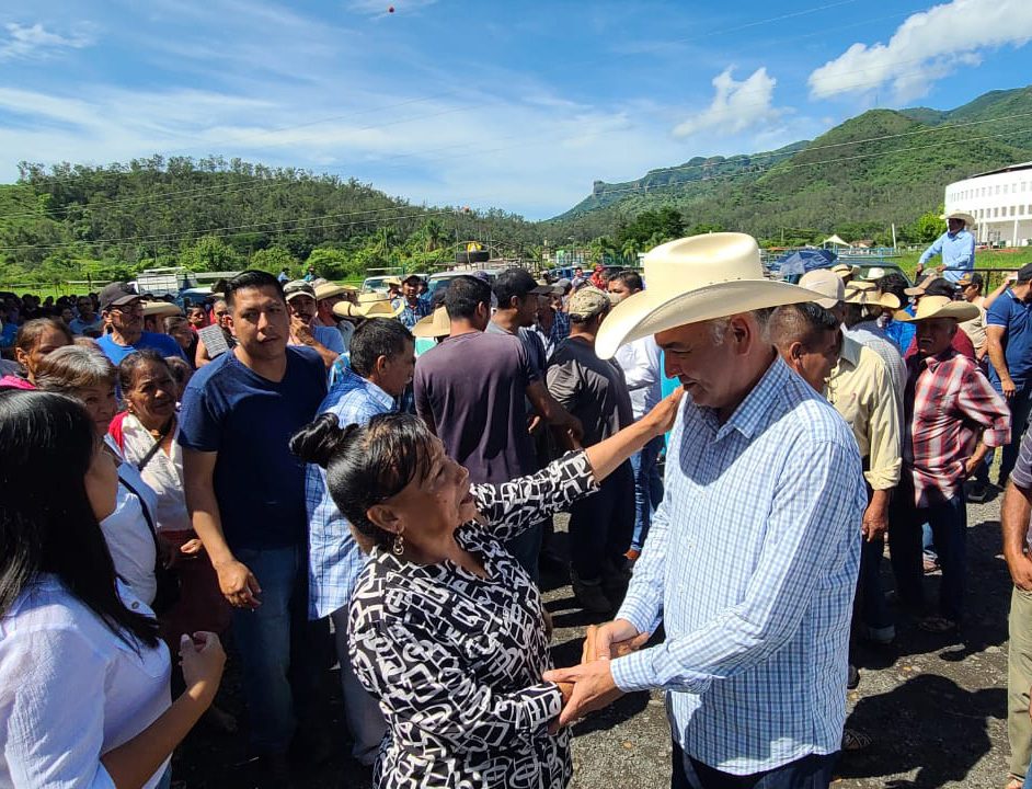 1691603838 498 RLR Mas fertilizante para las comunidades de Tejupilco el