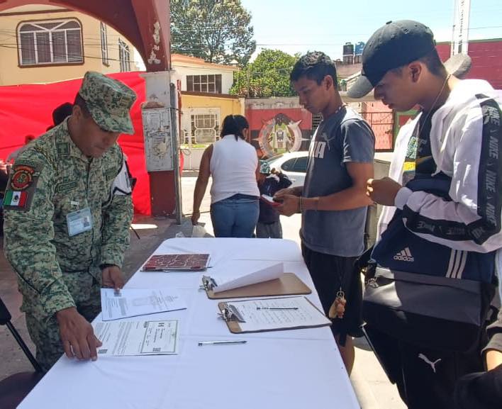 1691678006 238 ELEMENTOS DEL EJERCITO INFORMANDO SOBRE EL RECLUTAMIENTO