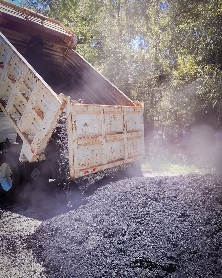 1691700410 744 Seguimos trabajando en el mejoramiento de caminos en esta ocasion