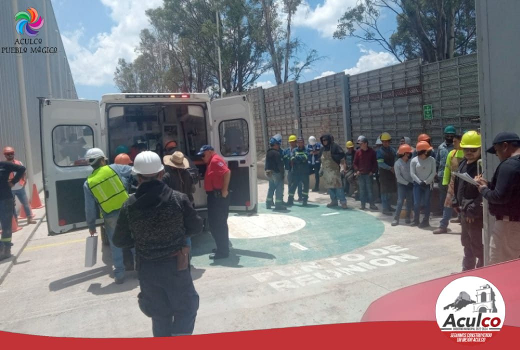 1691710913 405 Esta manana elementos de Proteccion Civil y Bomberos de Aculco