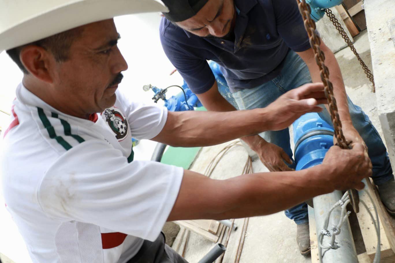 1691757195 407 Rehabilitamos el sistema de agua potable en el Paraje las