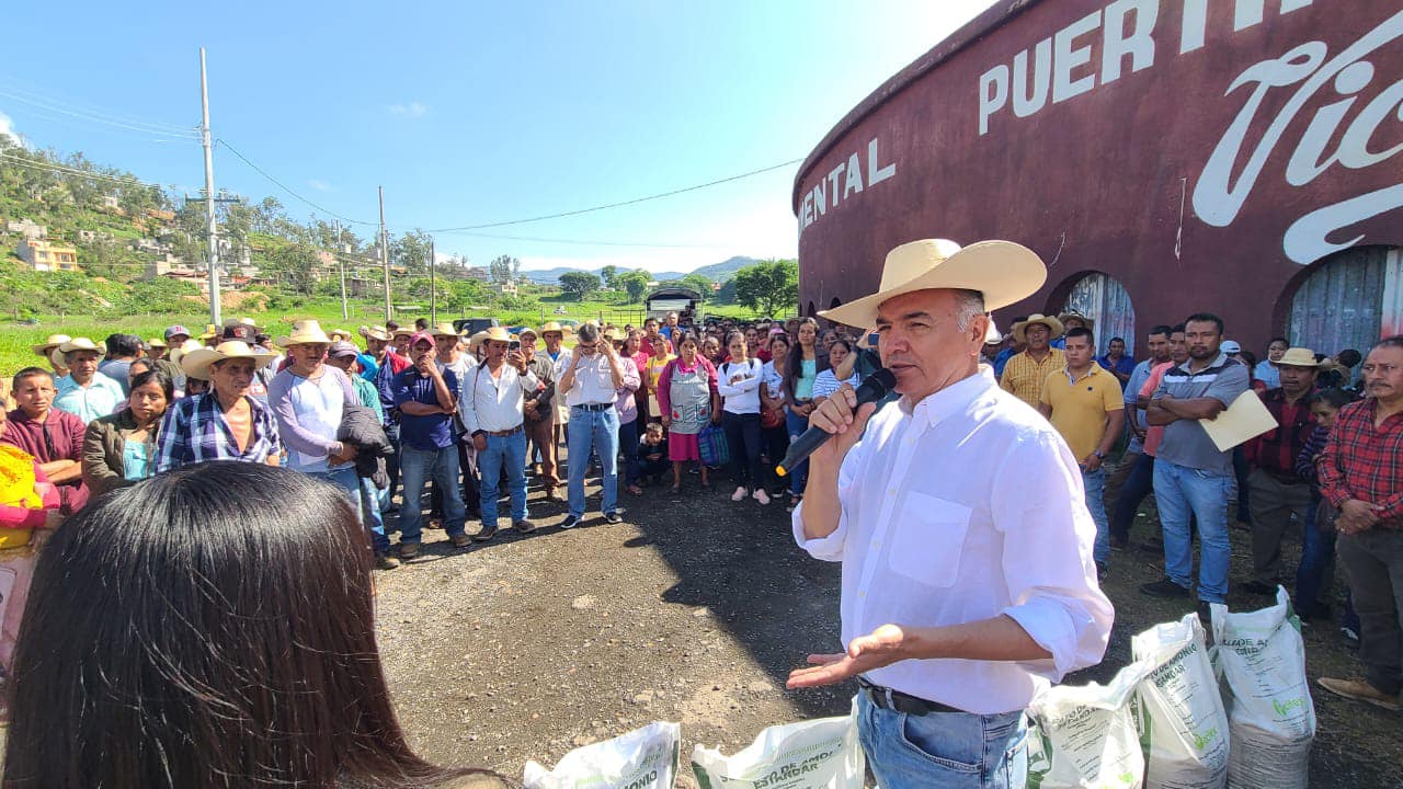 1691878183 495 RLR El Presidente Lic Rigoberto Lopez Rivera acompanado por