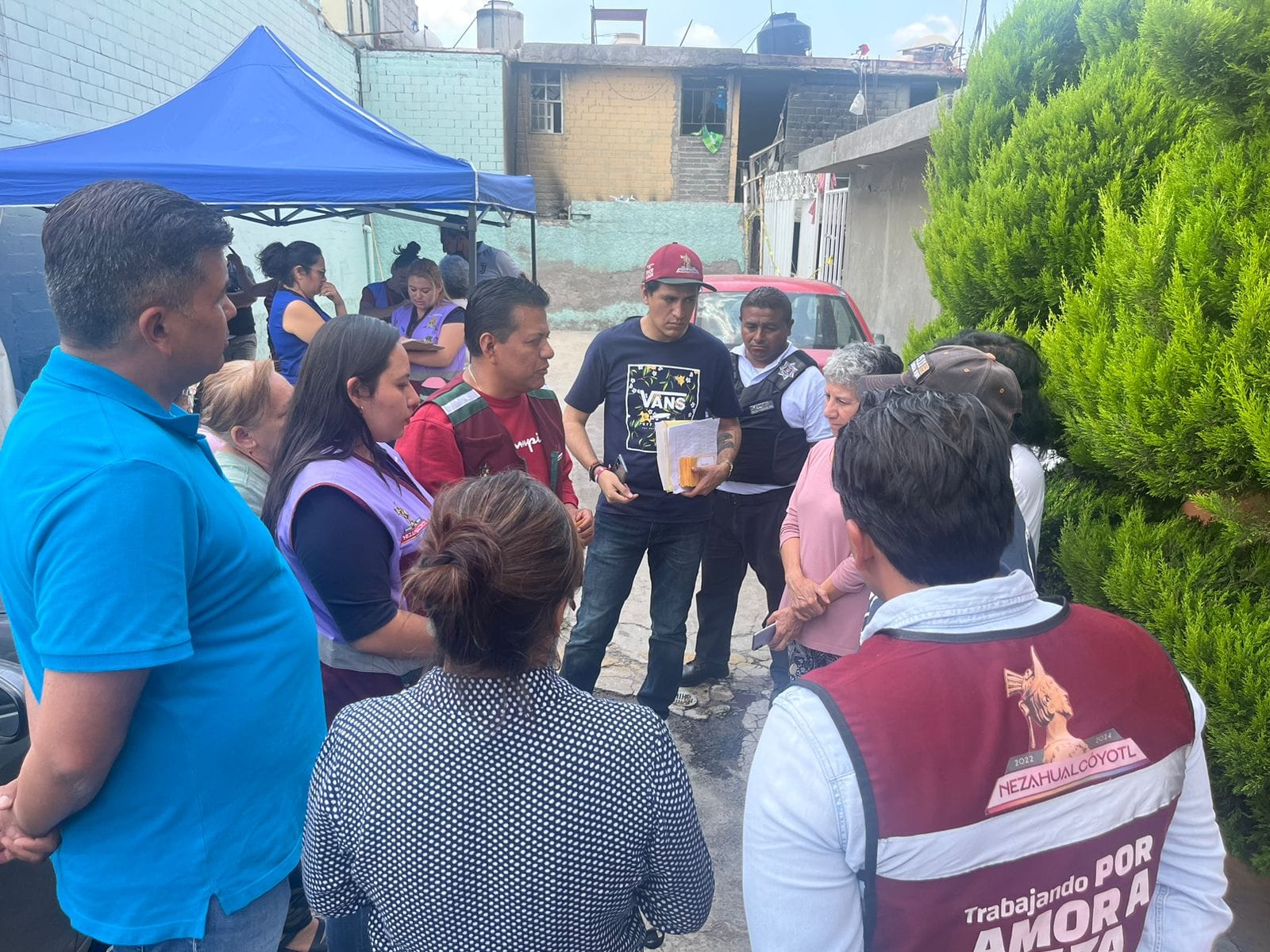 1691953661 190 Entrega de apoyos a las familias afectadas por la