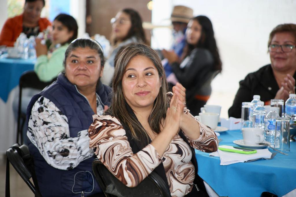 1692033122 461 Celebramos el trabajo profesional y gran labor de las secretarias