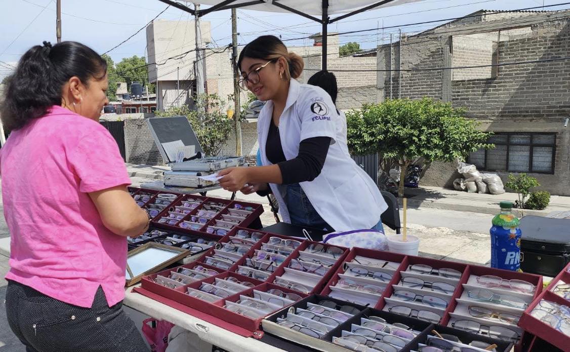 1692037836 22 SALUD Se realiza la Jornada de Certificados Medicos Gratuitos