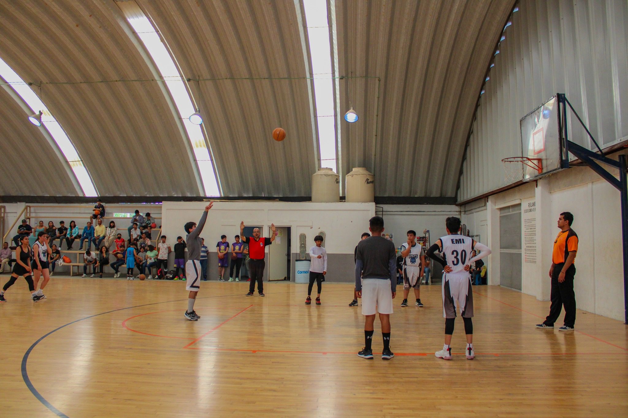 1692056995 966 ¡Felicidades a todas las alumnas y alumnos de basquetbol del