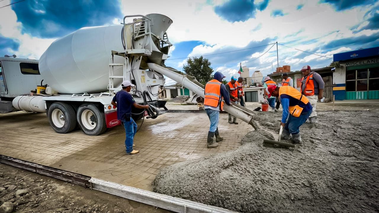 1692125625 314 En Cruz del Arenal estamos trabajando en la construccion de