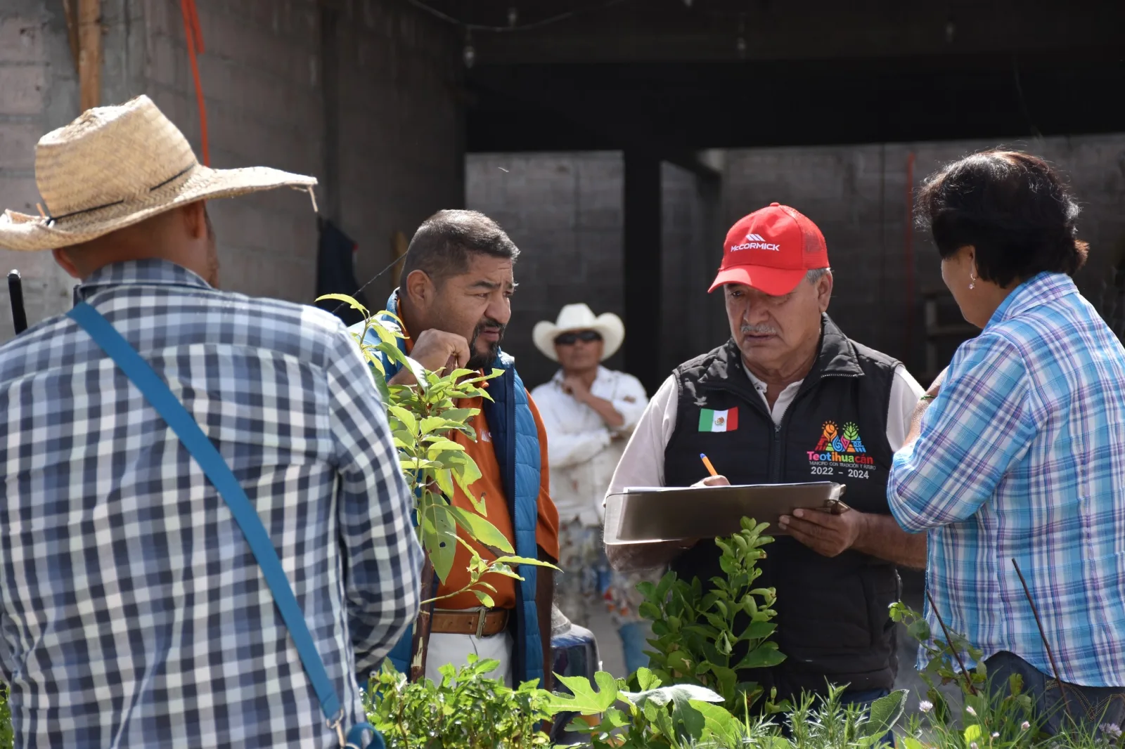 1692125963 La Direccion de Fomento Agropecuario en coordinacion con el vivero scaled