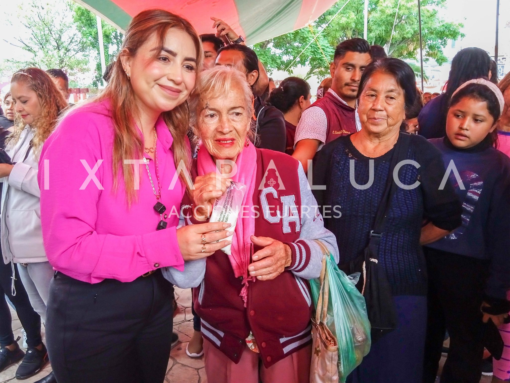 1692131885 583 Hoy autoridades municipales presidieron la ceremonia inaugural de la Mega