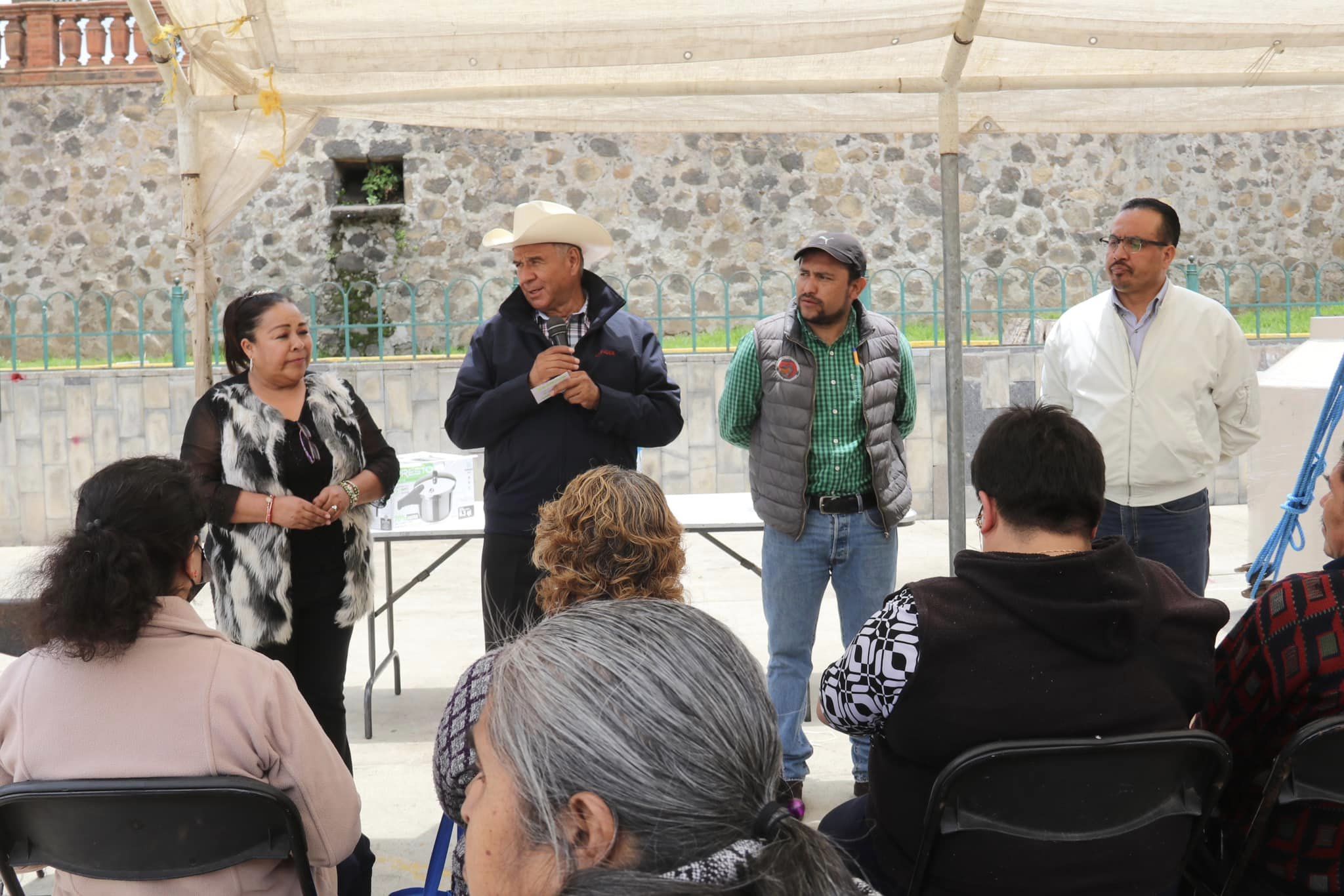 1692141614 269 El Presidente Municipal Jesus Cedillo Gonzalez realizo la entrega de