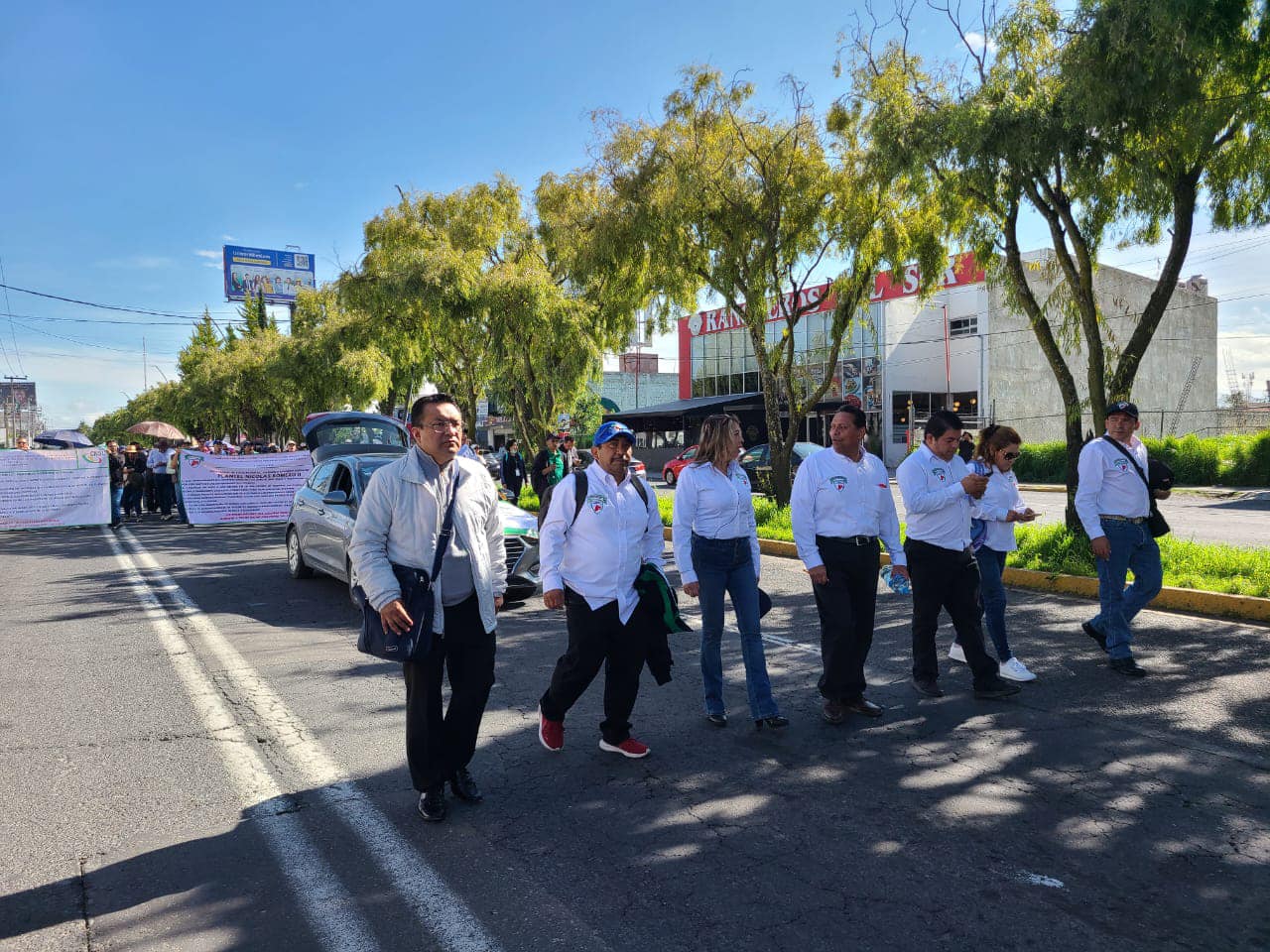 1692201289 942 Toma precaucion Manifestacion de maestros sobre Av Tecnologico con direccion