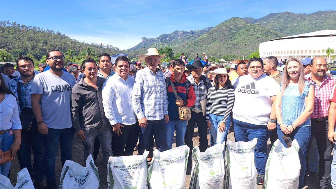 1692205078 726 El presidente Lic Rigoberto Lopez Rivera acompanado por integrantes de