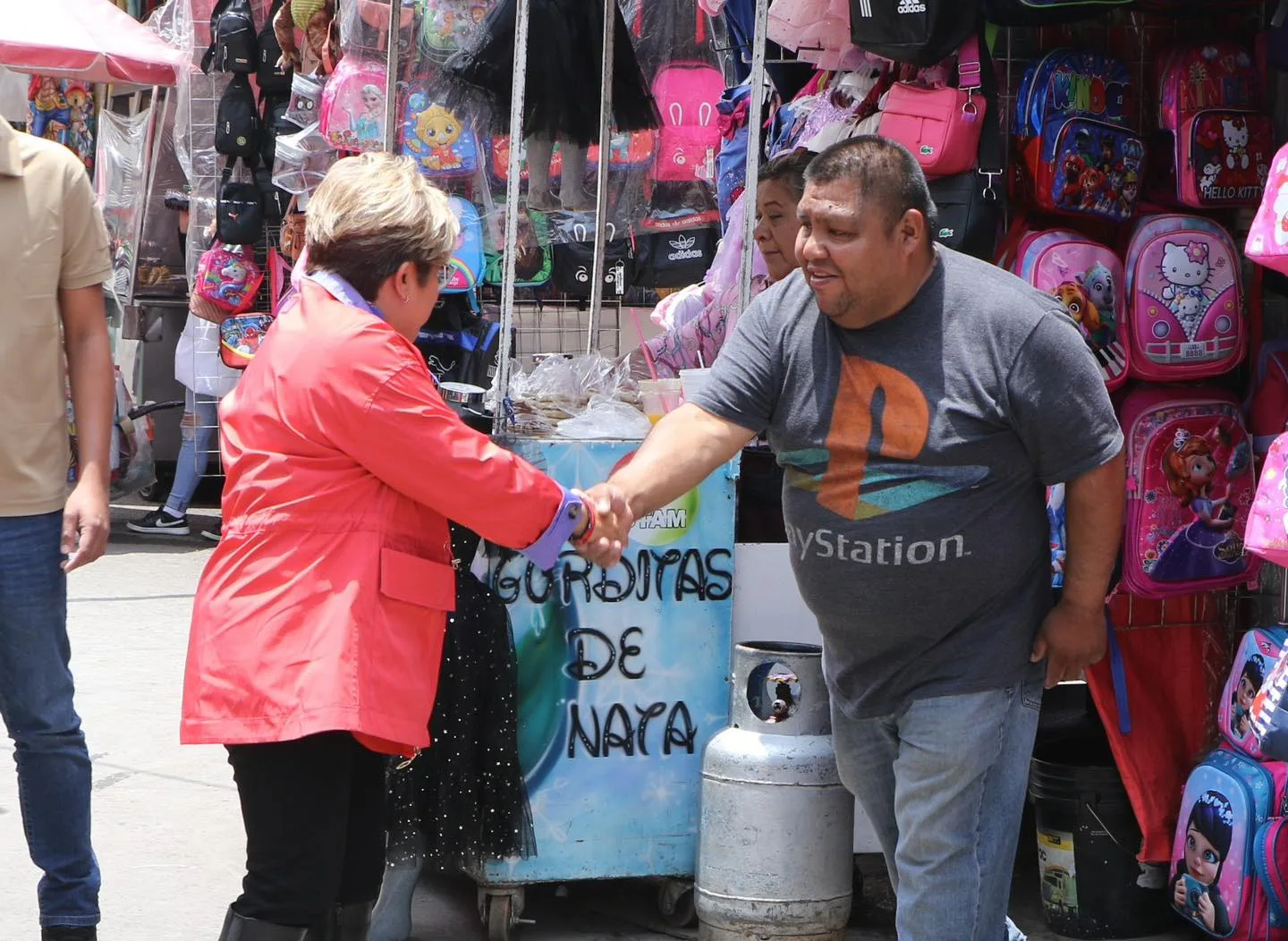 1692307382 CERCANIA La Presidenta Municipal Cristina Gonzalez Cruz saludo a jpg