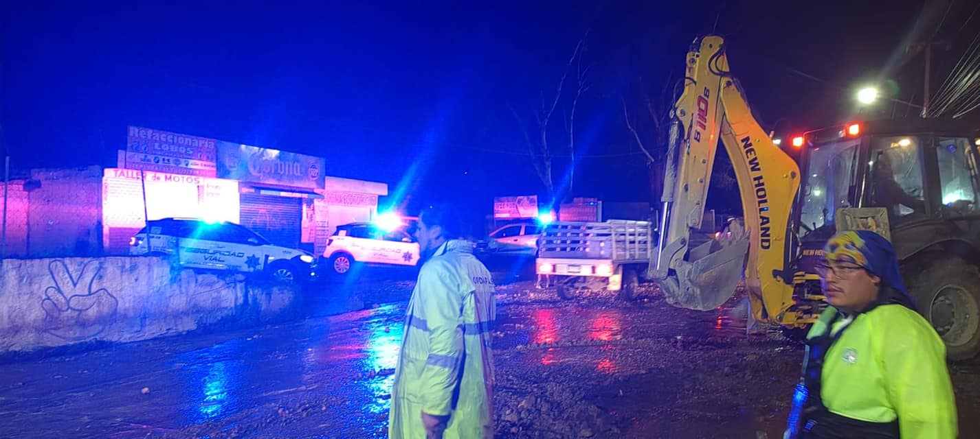 1692360431 392 Opdapas de Metepec retira lodo derivado de la lluvia que