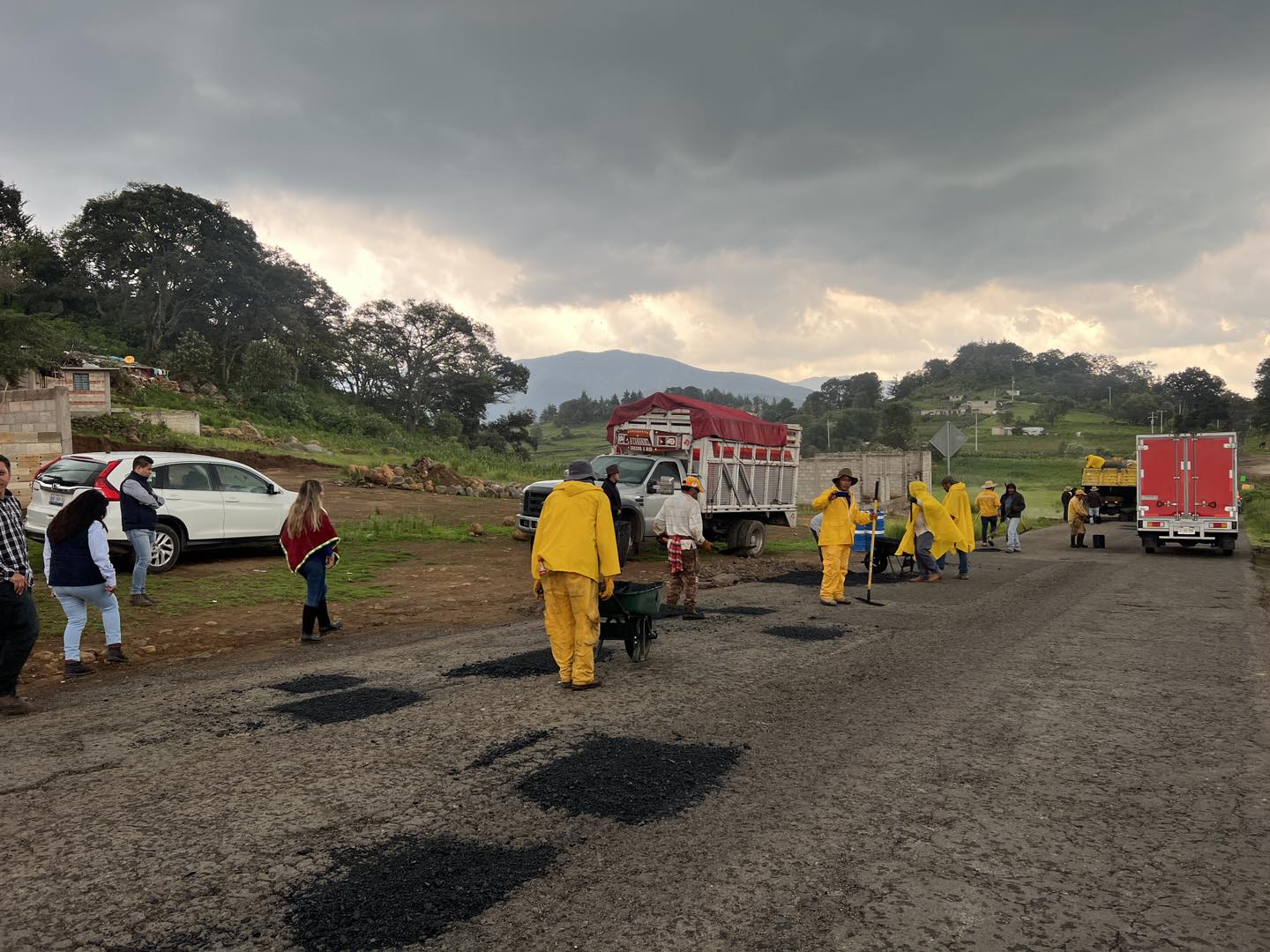 1692393877 708 ¡Seguimos trabajando en el mejoramiento de la Carretera Atlacomulco Villa