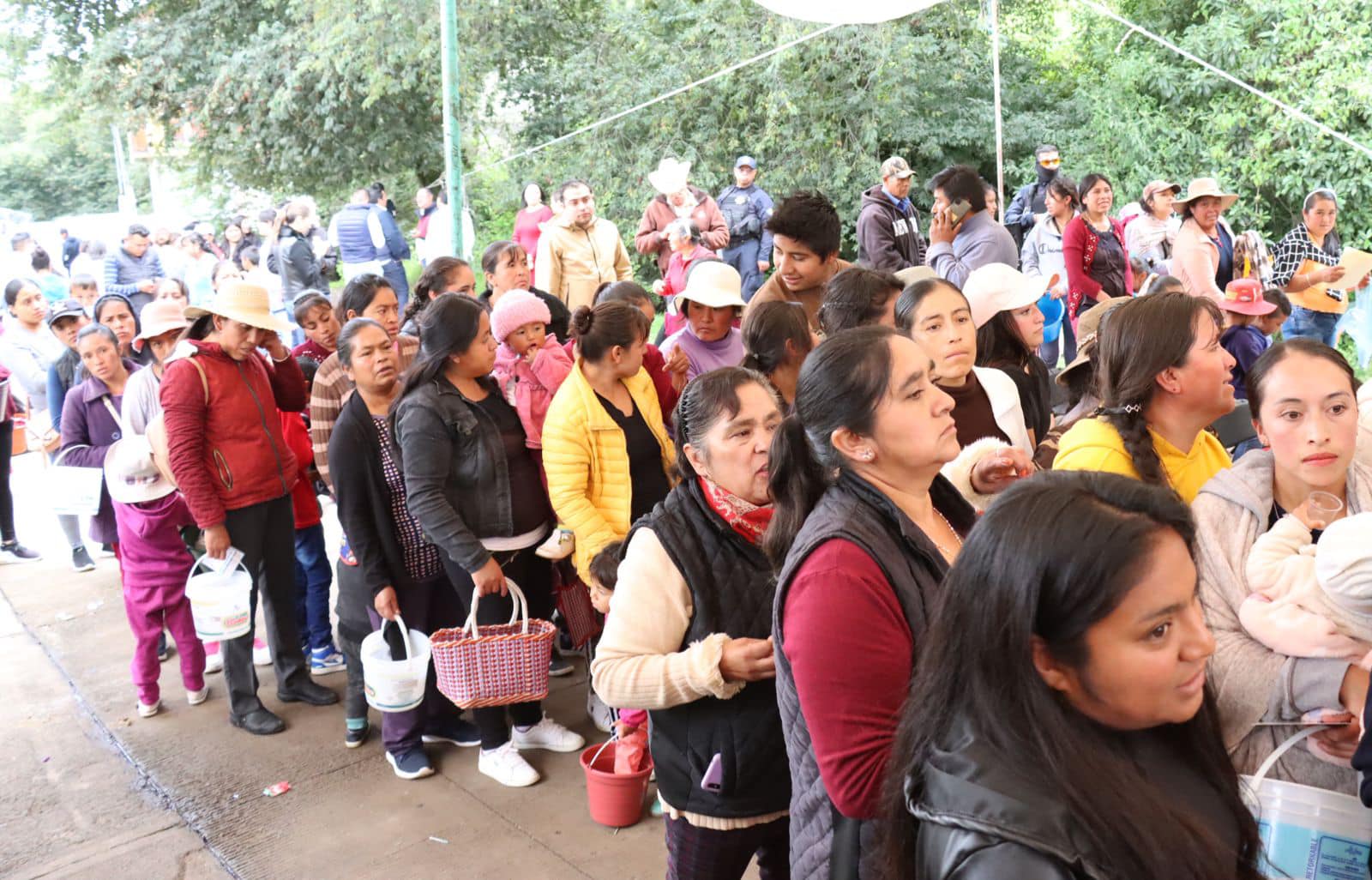 1692399207 978 Apertura de la lecheria Liconsa en SantaMariaDelMonte Barrio ElCoporo Trab