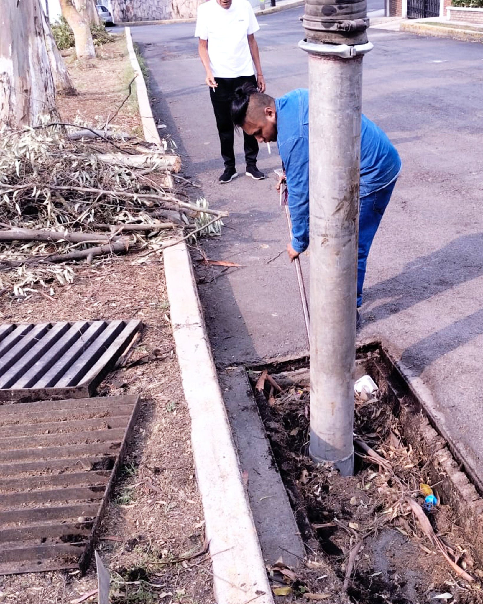 1692470813 320 Juntos podemos prevenir las inundaciones no tirando basura y manteniendo