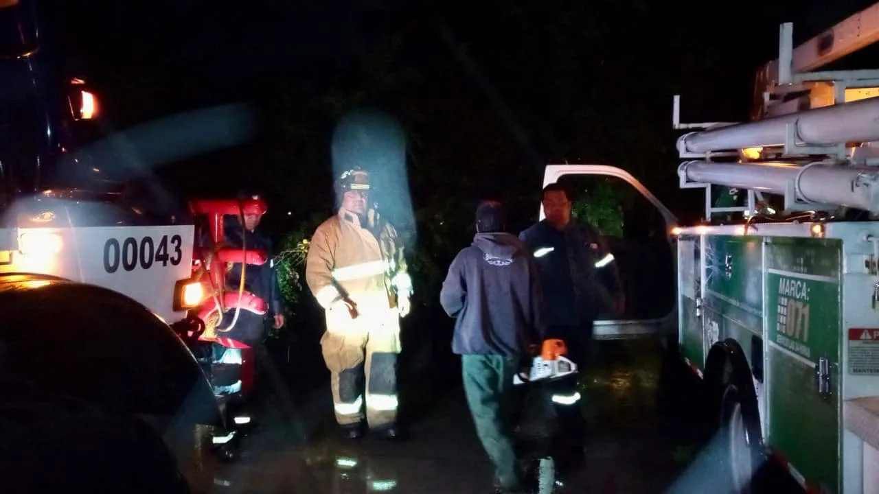 1692541444 La Coordinacion de Proteccion Civil y Bomberos de Metepec brinda jpg