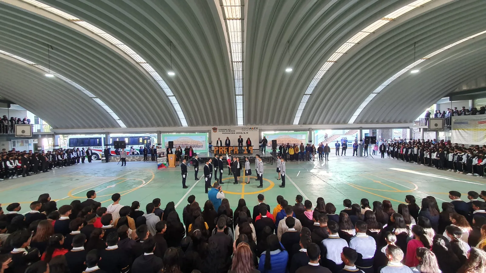 1692707124 Iniciamos la semana con nuestro programa PresidenteEnTuEscuela temprano y lle scaled