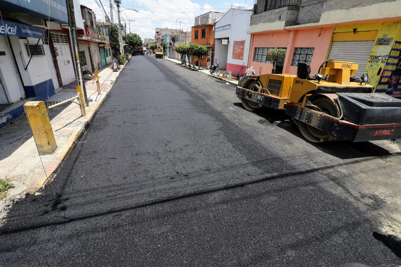 1692707470 433 ObrasPublicas PorAmorANeza llevamos a cabo la Repavimentacion de la