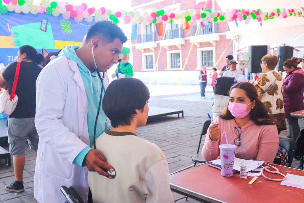 1692719679 358 Inicia el Primer Tianguis al Comercio Tradicional en Ixtapaluca Entre