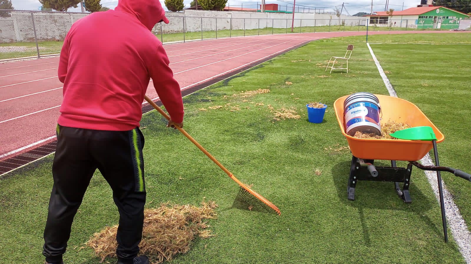 1692830727 694 Se mantienen en optimas condiciones las instalaciones deportivas del Municipio