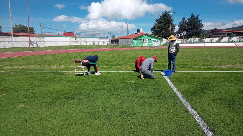 1692830740 122 Se mantienen en optimas condiciones las instalaciones deportivas del Municipio