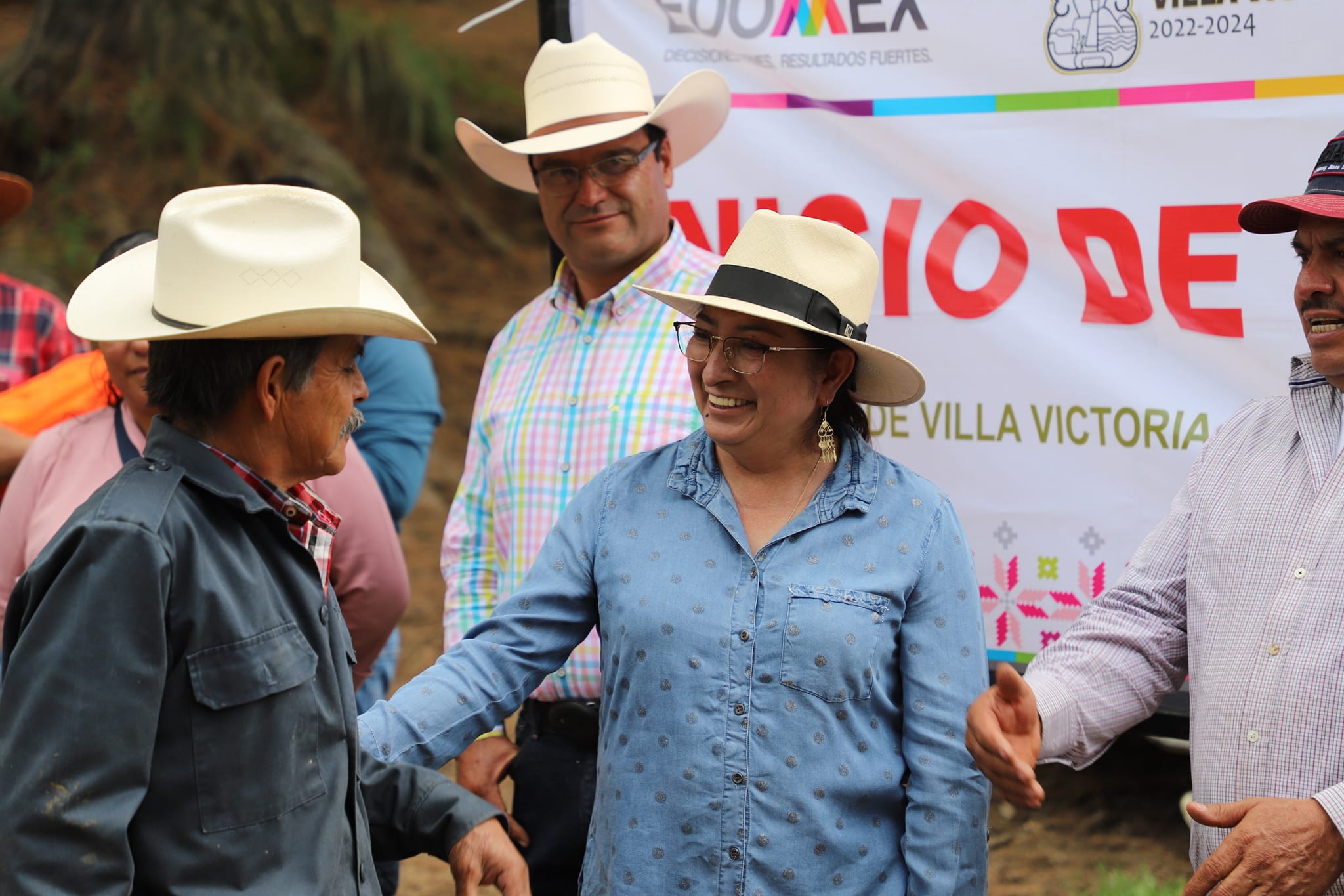 1692919674 44 Para concluir esta gira de trabajo en el Barrio El