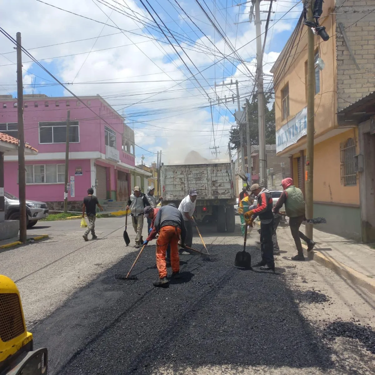 1693003653 733 Estamos dando todo para terminar con todos los baches de