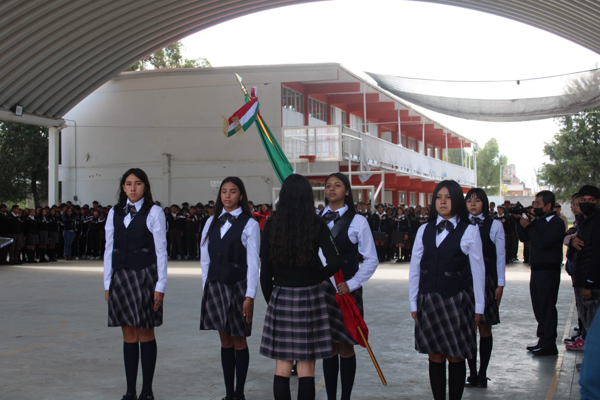 1693054947 518 Entrega de Aulas en Preparatoria Oficial No334