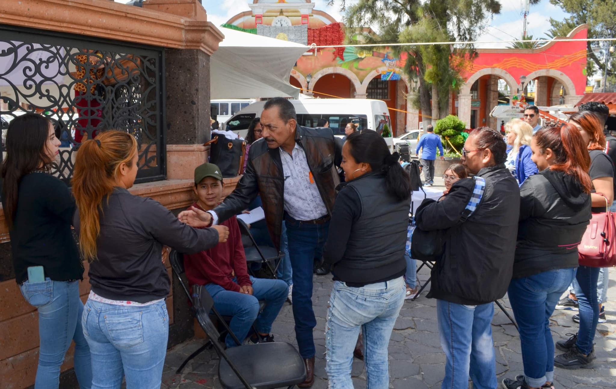 1693060399 785 Termino la Jornada Gratuita Corte de Cabello Apoyando al Regreso