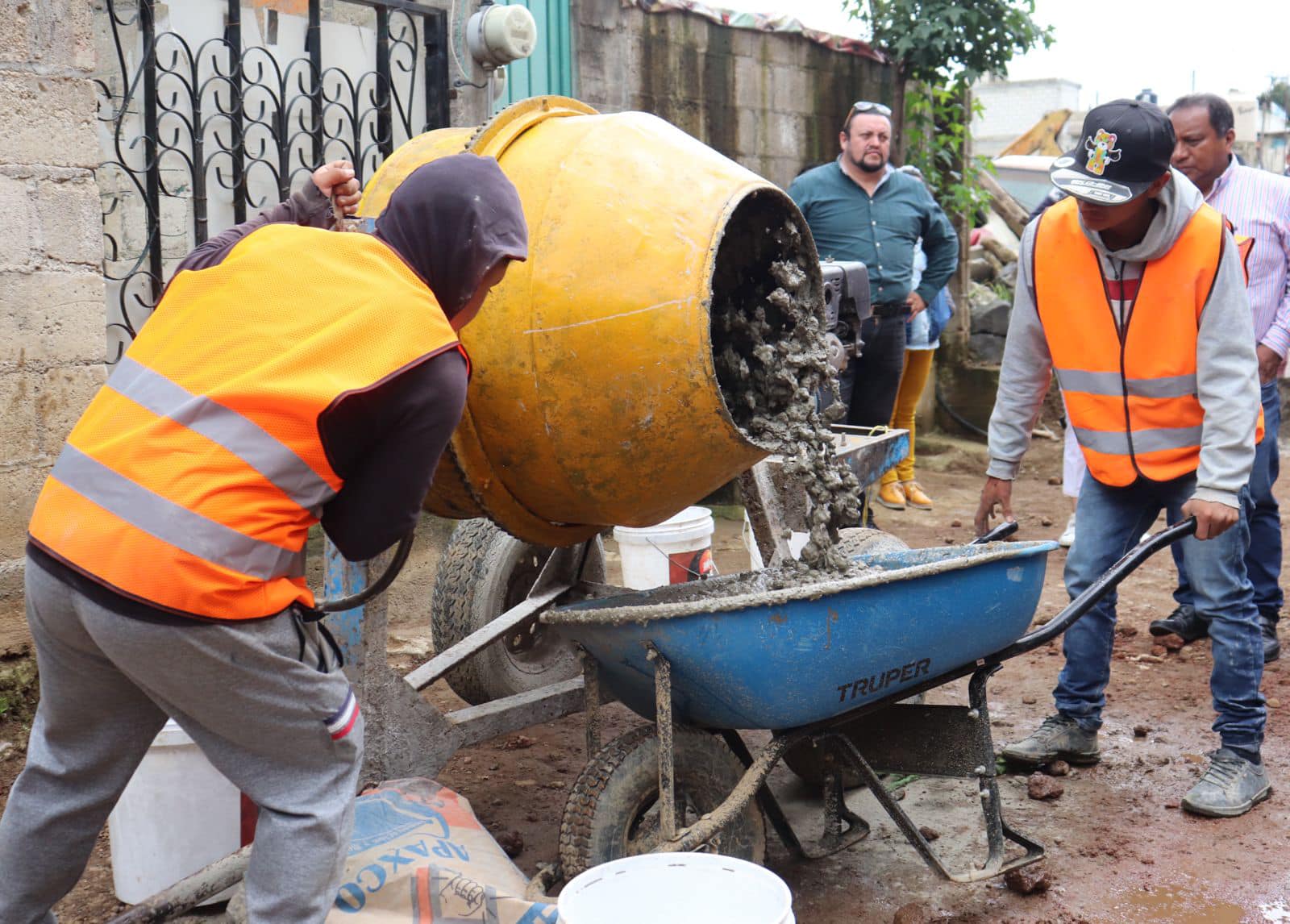 1693079080 511 MasObrasParaGualupita Iniciamos los trabajos para la pavimentacion con concreto