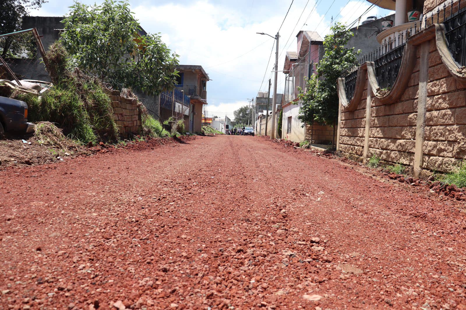 1693079112 MasObrasParaGualupita Iniciamos los trabajos para la pavimentacion con concreto