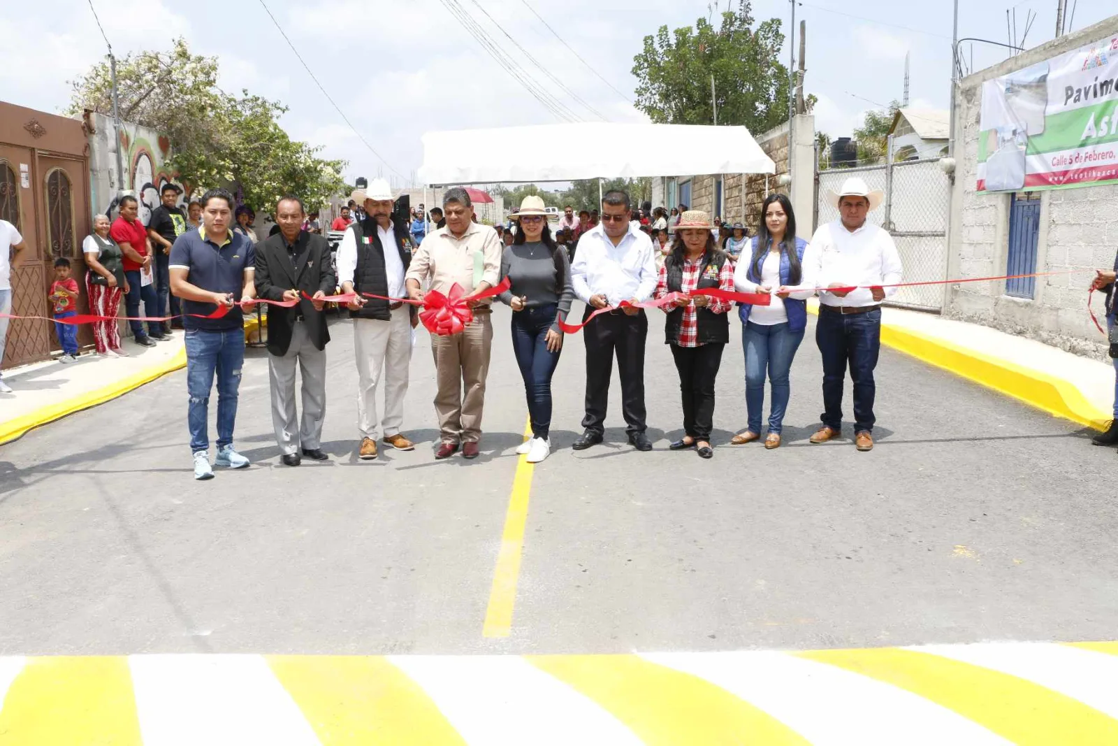 1693082160 Corte de liston por la inauguracion de la obra Pavimentacion scaled