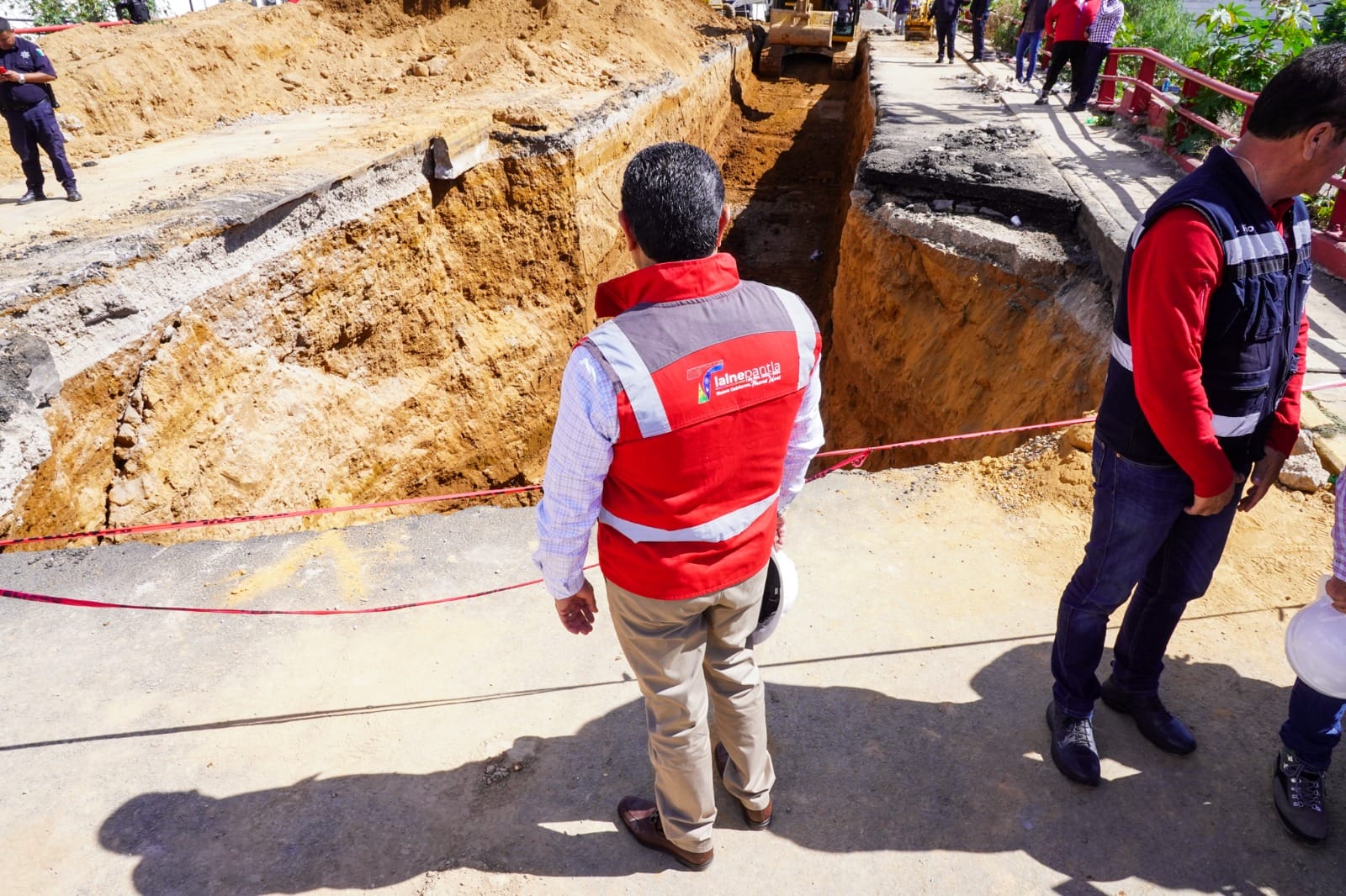 1693089188 215 Esta manana el presidente TonyRodriguez acudio a supervisar los trabajos