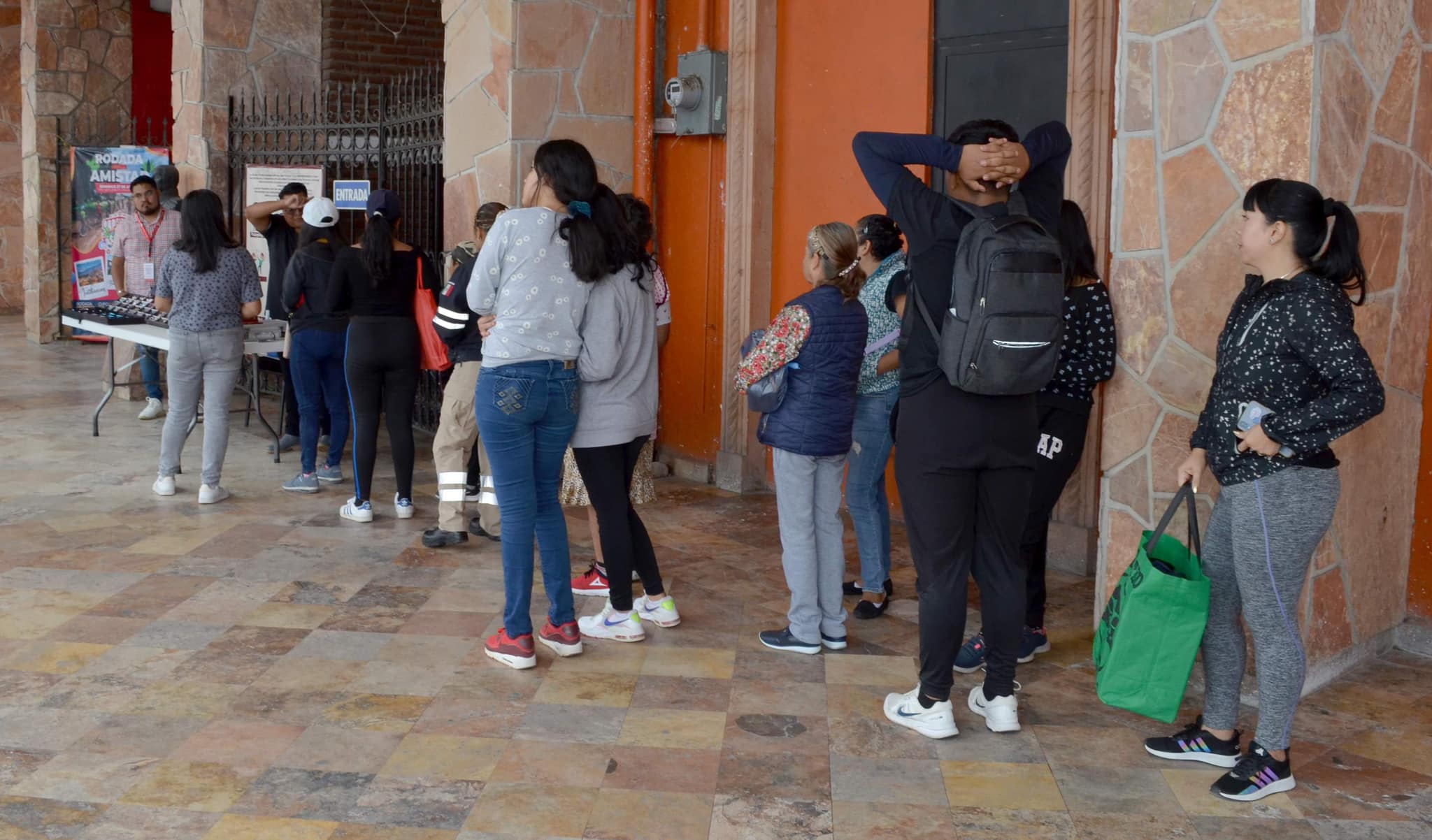 1693089387 563 La direccion de la Juventud de Teotihuacan entrego 40 kits