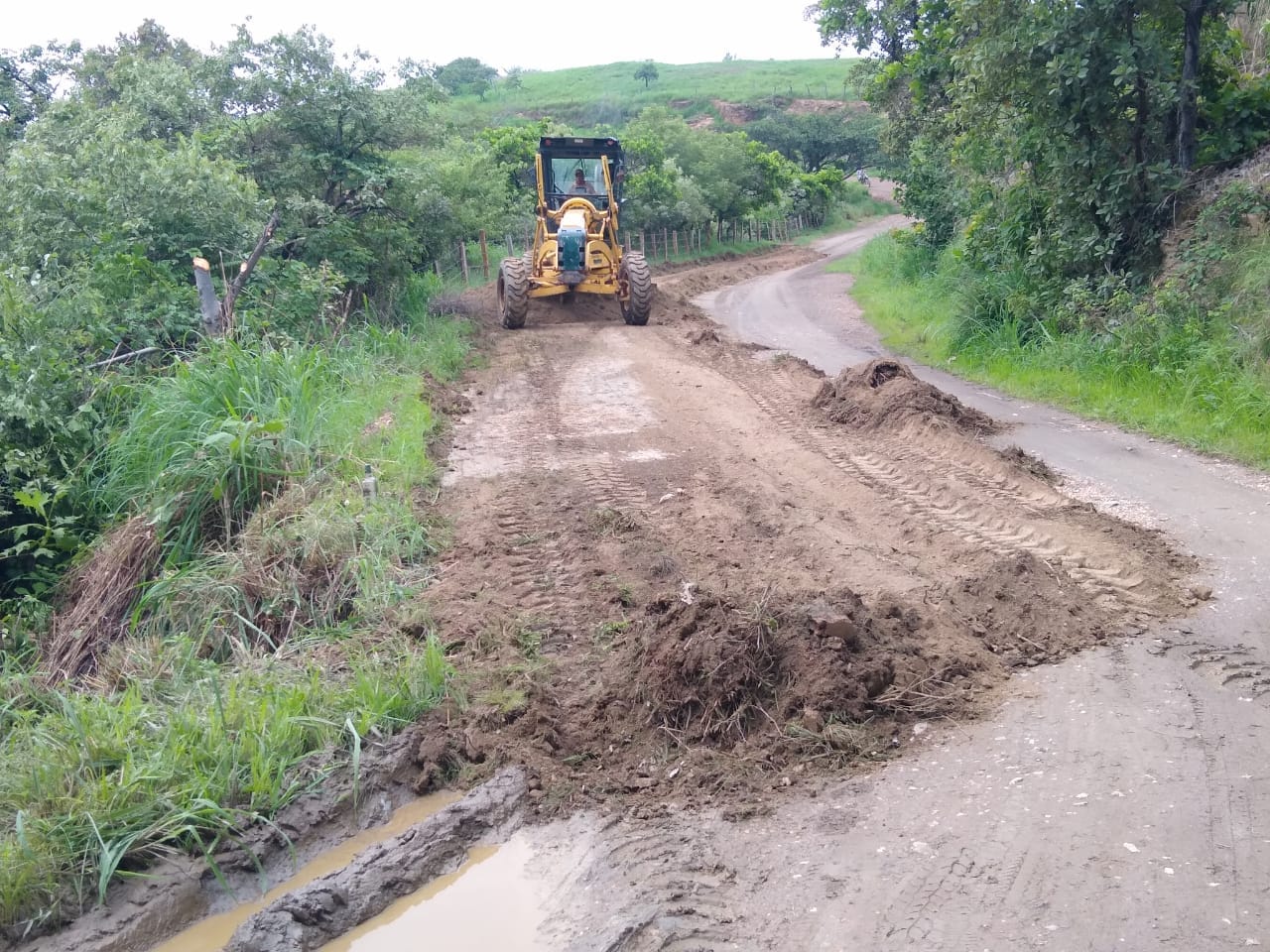 1693317234 666 Nuestra prioridad los caminos de terraceria por ello seguimos rastreando