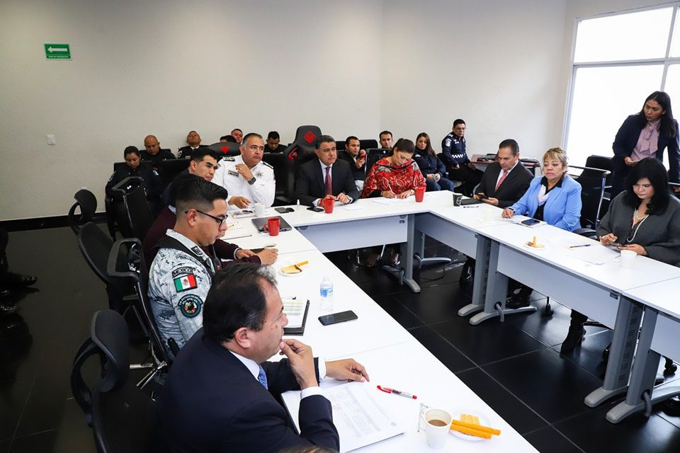 1693320546 120 Con el compromiso de brindar seguridad a las familias de