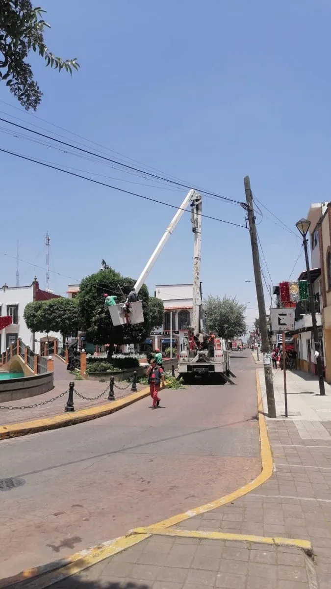 1693336263 Toma precauciones Calle 5 de mayo permanece cerrada entre Av