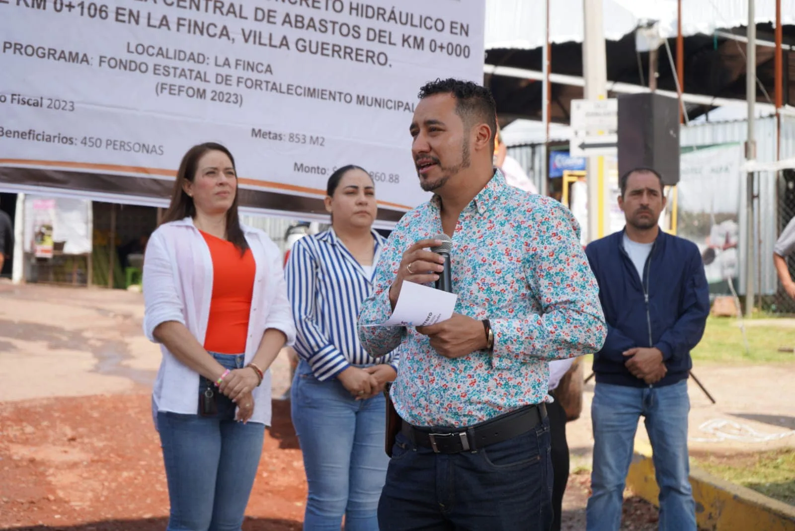 1693421442 Comprometido con el sustento de los Villaguerrerenses el dia de jpg