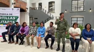 1693423841 Entrega de Cartillas Militares por parte de nuestro presidente Aldo