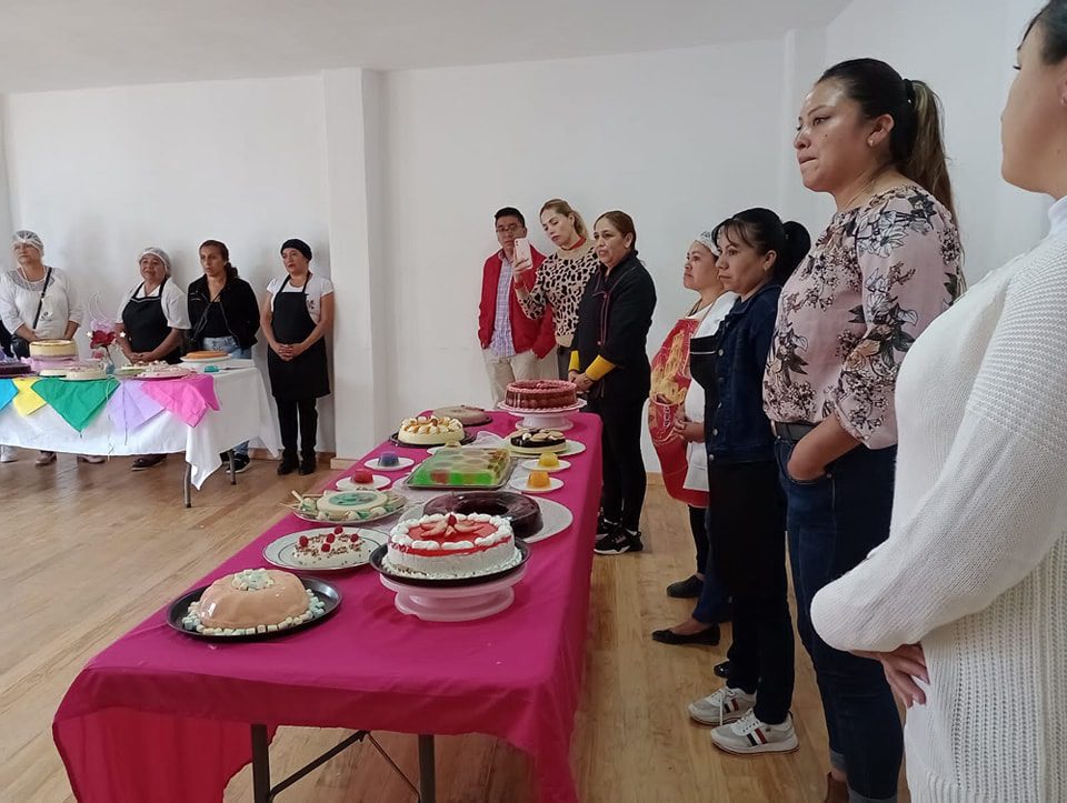 1693431770 441 CLAUSURA DEL CURSO DE GELATINA ARTISTICA EN EL CALMECAC DE