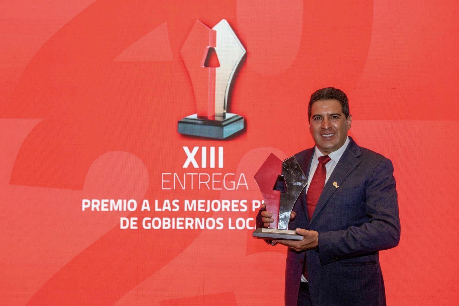 1693492482 374 El Gobierno Municipal de Ixtlahuaca felicita al presidente municipal Abuzeid