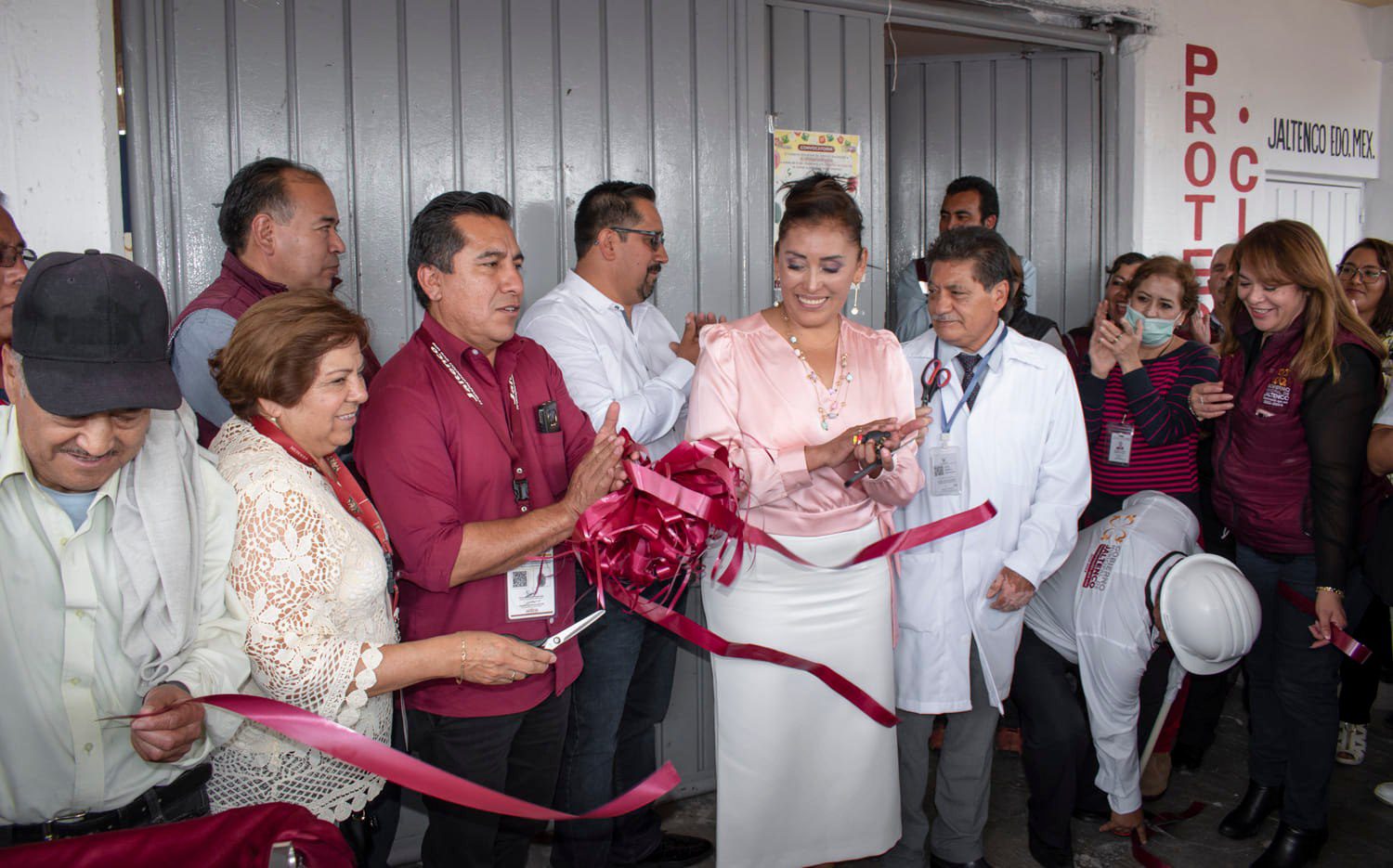 1693495317 745 EL GOBIERNO MUNICIPAL DE JALTENCO ENTREGA REMODELACIONES EN ALBORADA