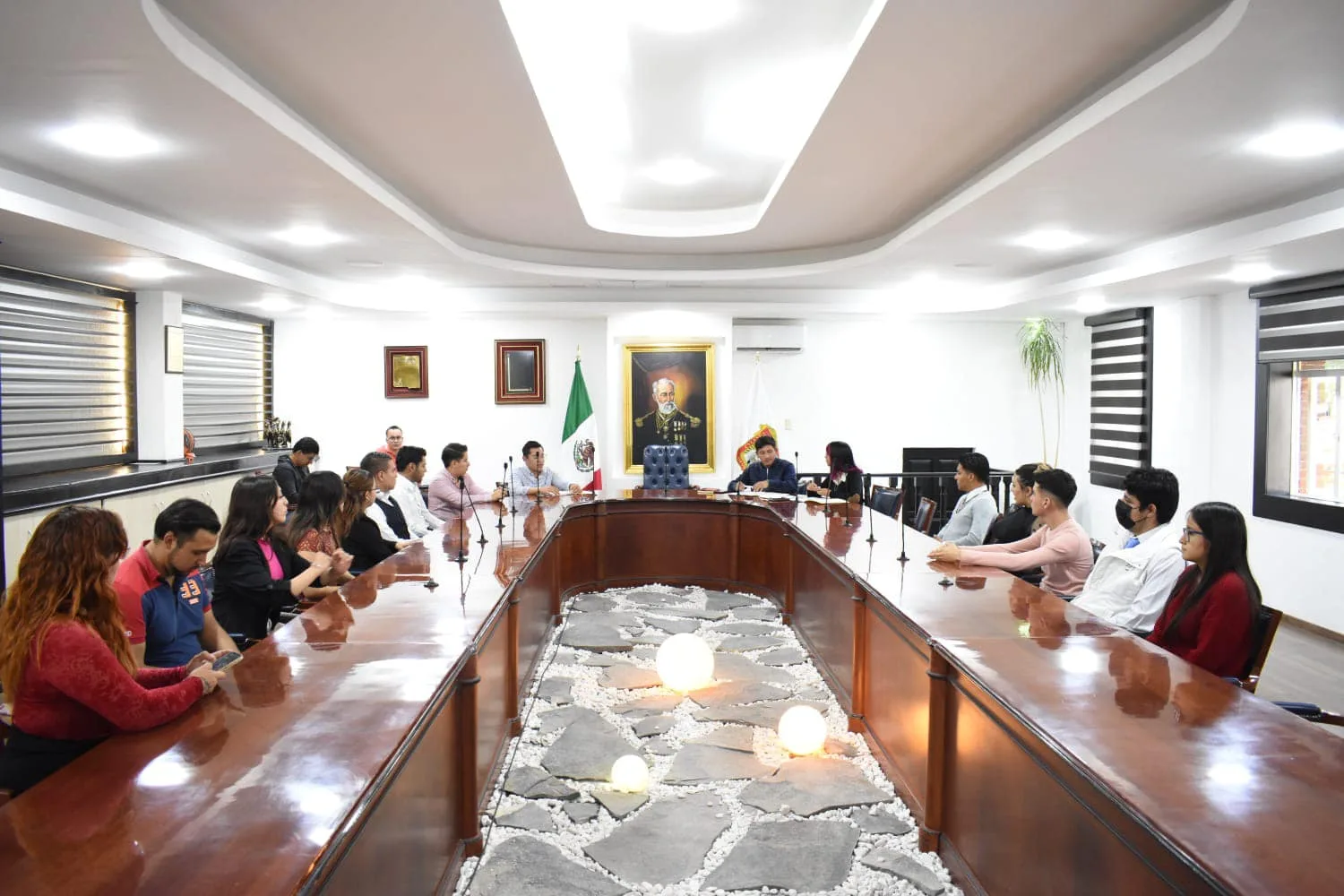 1693503610 Durante la tercera sesion del Consejo Municipal de la Juventud jpg